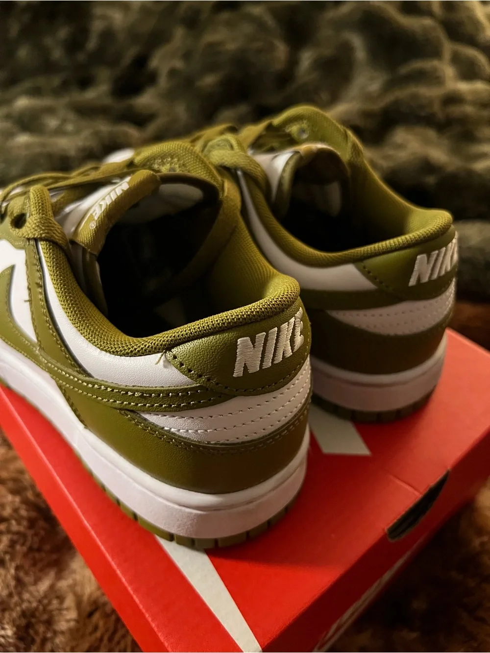 Nike Dunk Low Retro Olive White Sneakers | M 7 / W 8.5